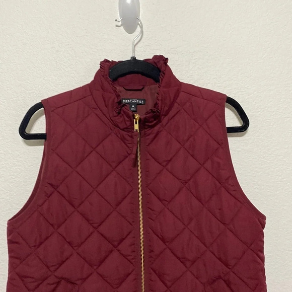 J. Crew Mercantile Ruffled Puffer Vest Dark Wine Size M - Picture 3 of 10